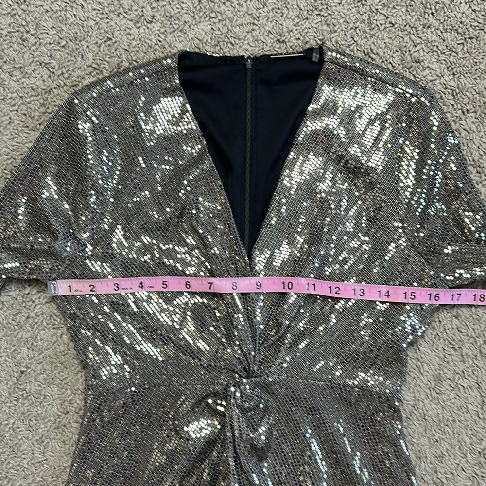 Elie Tahari Sequin Twist Cocktail Dress - Picture 11 of 13